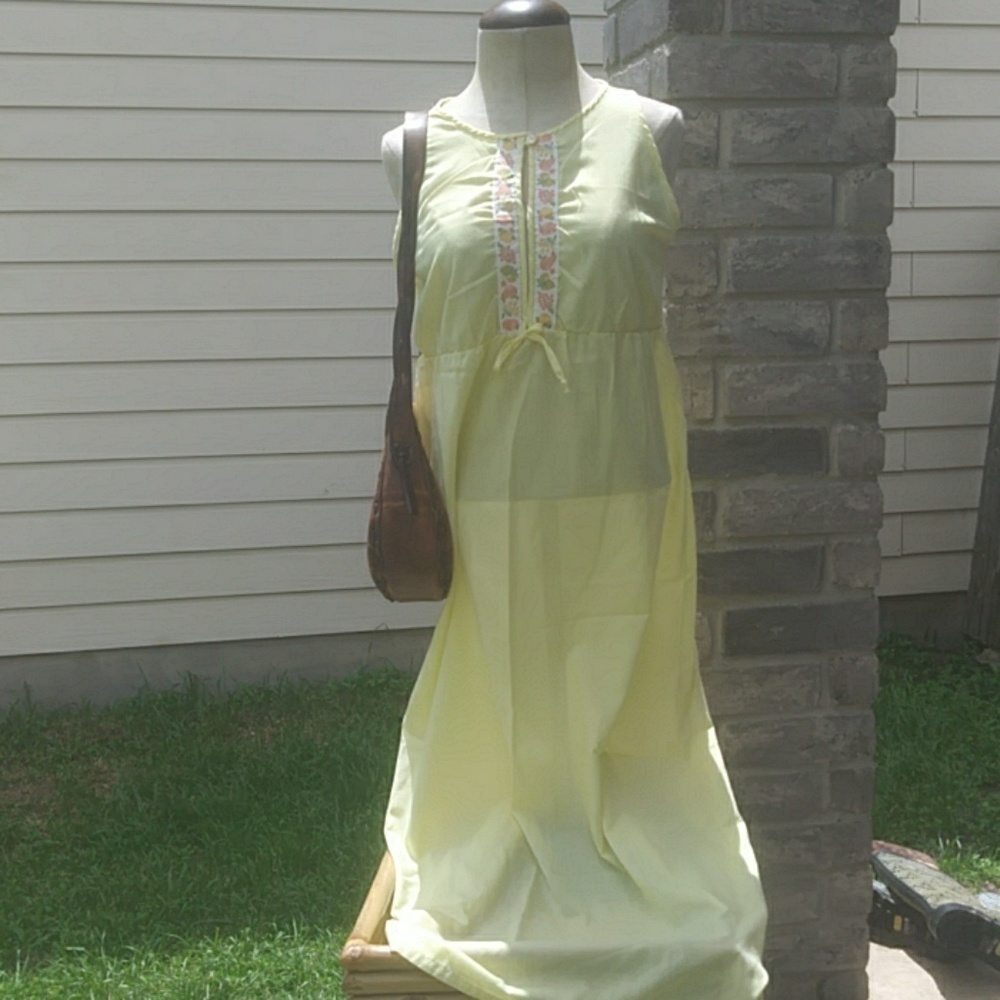1960s Vintage Yellow With Fruit Trim Sun Dress